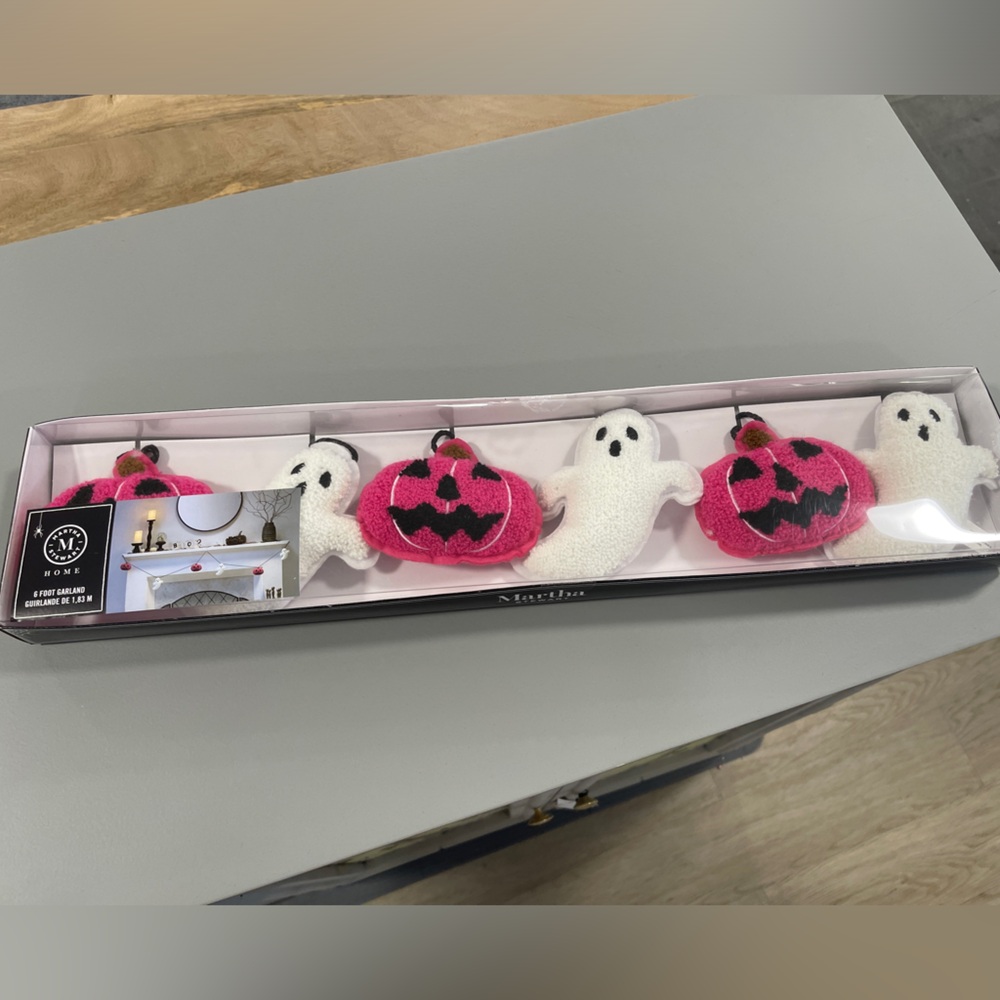 Halloween Pink Pumpkin & Ghost 👻🩷 6ft Garland NWT